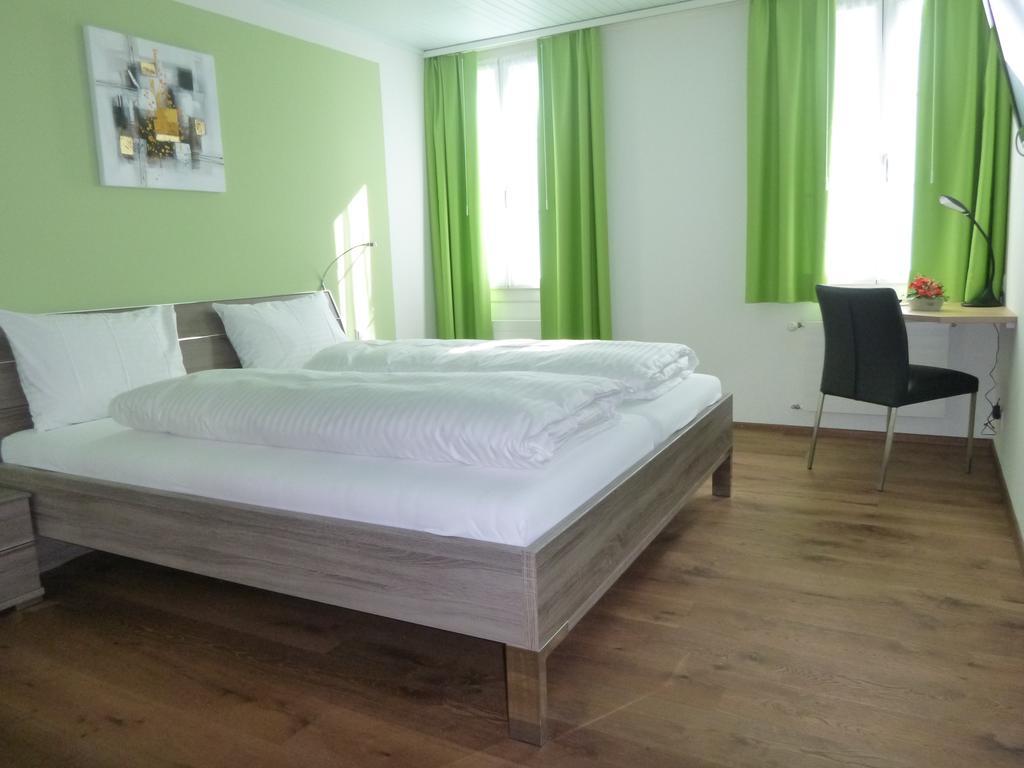 Hotel Metzgern ザルネン エクステリア 写真