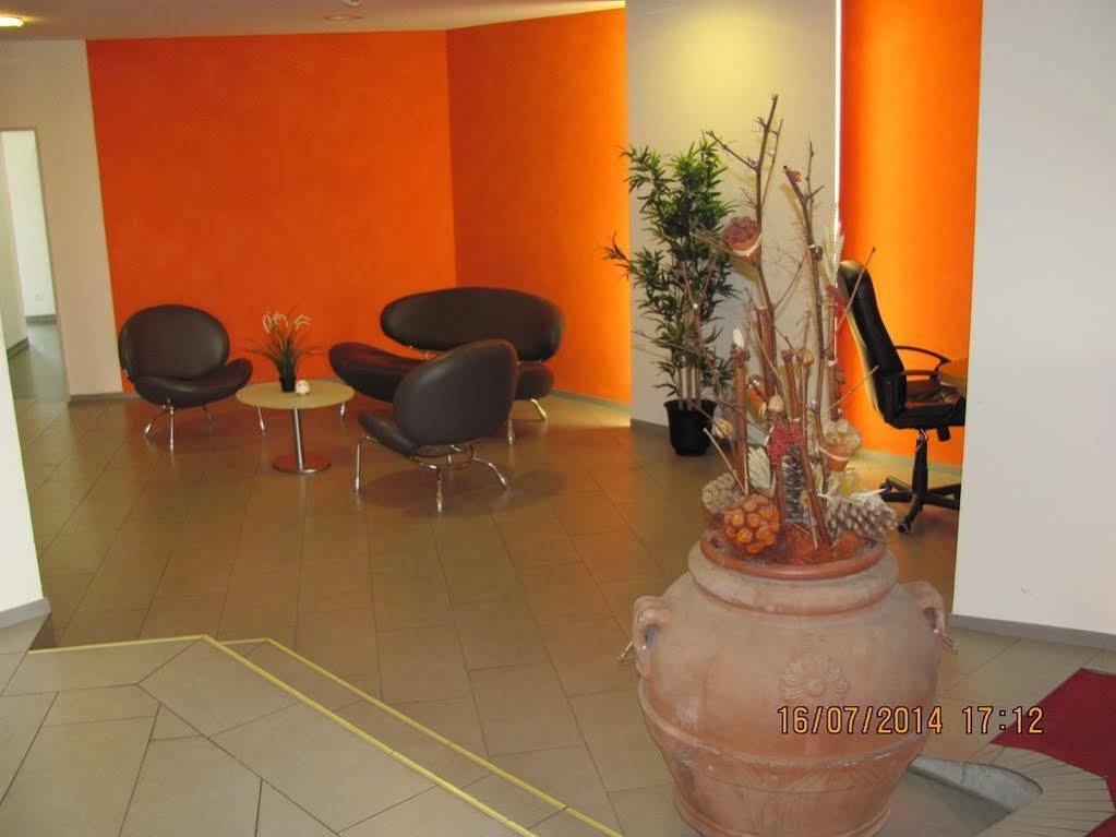 Hotel Metzgern ザルネン エクステリア 写真