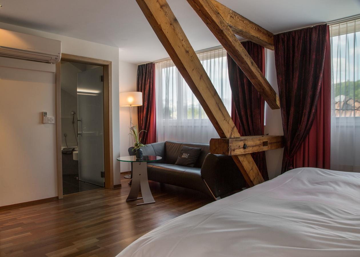 Hotel Metzgern ザルネン エクステリア 写真
